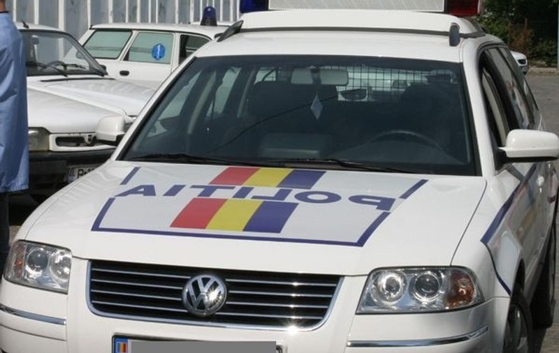 Un elev a vrut să jefuiască un magazin cu şurubelniţa