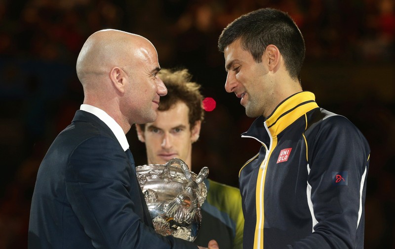 Sârbul Novak Djokovic va continua să fie antrenat de Andre Agassi și în 2018