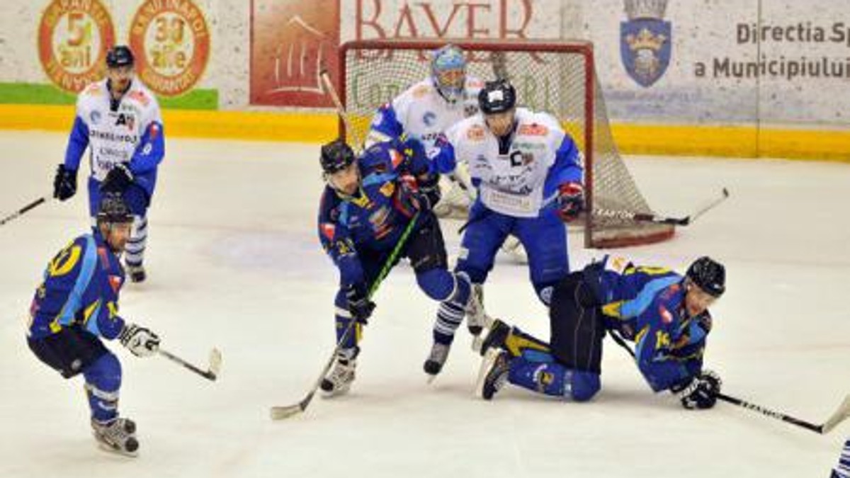 SC Miercurea Ciuc - CSA Steaua 11-2, în Campionatul Național de hochei