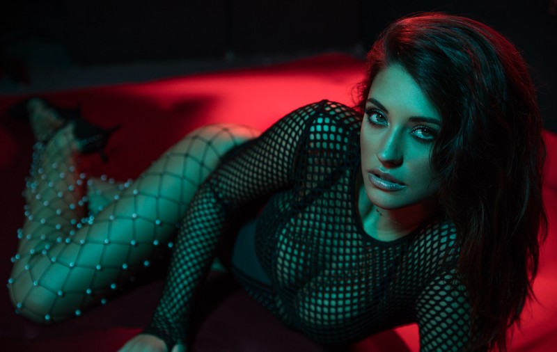 Antonia lansează piesa Dor de tine împreună cu videoclip oficial