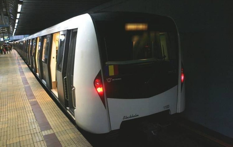 Circulaţia metrourilor, PRELUNGITĂ cu O ORĂ  pentru meciul România – Olanda de marţi