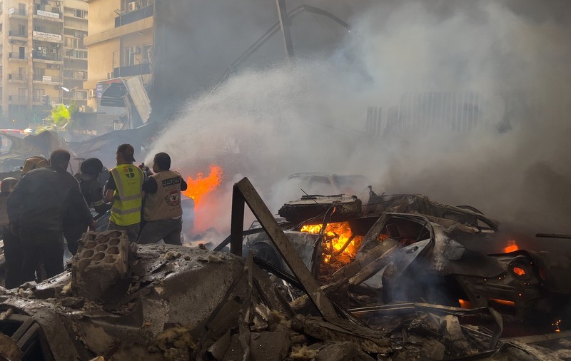 Israelul a efectuat cea mai violentă campanie de bombardamente în Liban de la reluarea războiului cu Hezbollah: „Copii uciși și oameni fugind în toate direcțiile”