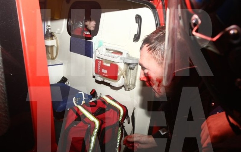 Mai mulţi răniţi în urma ciocnirilor, un jandarm e în stare gravă | VIDEO
