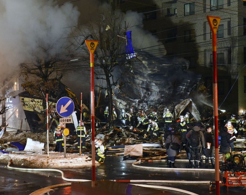 FOTO| Zeci de răniți într-o explozie uriașă produsă într-un restaurant din Japonia