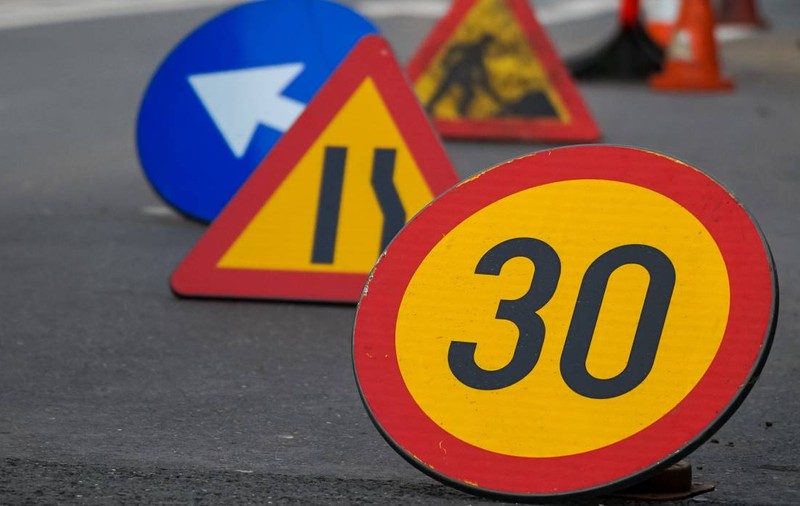 Restricţii severe de viteză de 30 km/h pe DN 2B, între Galați și Brăila, la podul peste Siret