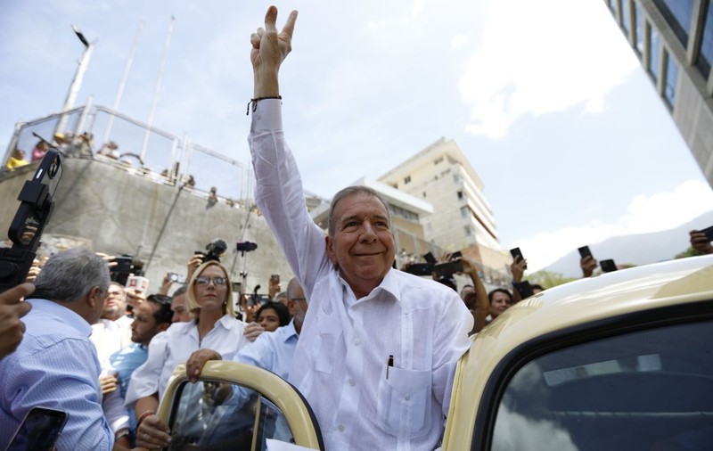 Liderul opoziției venezuelene, Edmundo Gonzalez, a părăsit țara după ce a fost emis un mandat de arestare pe numele lui