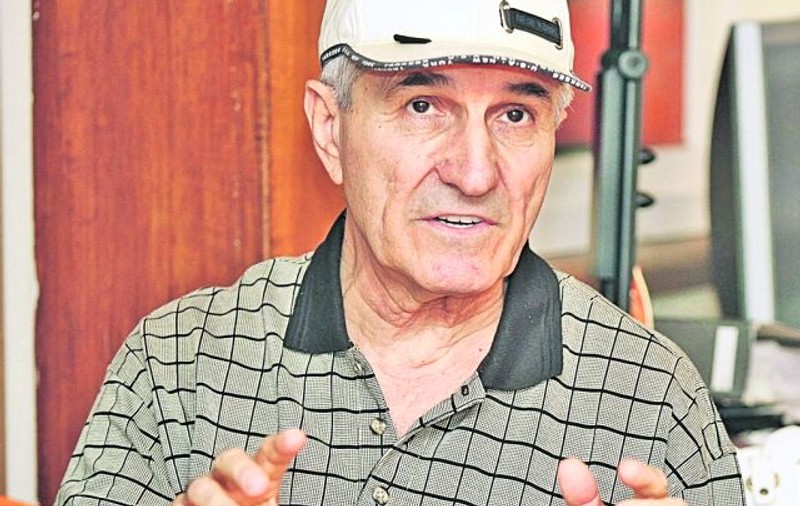 Gheorghe Dinică va avea statuie de 10.000 €