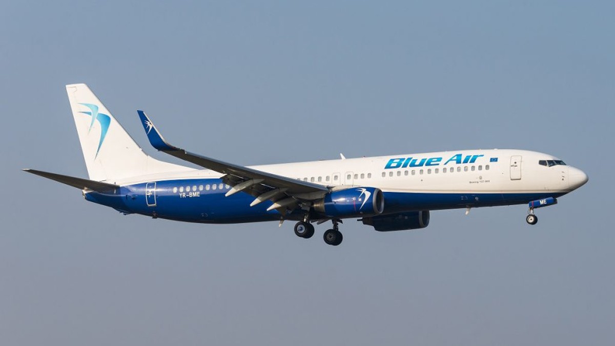 VIDEO Reacția Blue Air, după ce ANPC a anunțat că va sancționa compania aeriană. Niciun cuvânt despre clienții care nu-și primesc înapoi banii