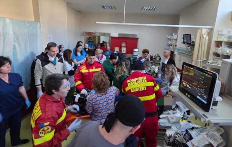 O armată de medici din Iași a încercat să salveze o mamă însărcinată și pe bebelușul ei. Medicii au folosit toată rezerva de sânge de la UPU, însă femeia a murit
