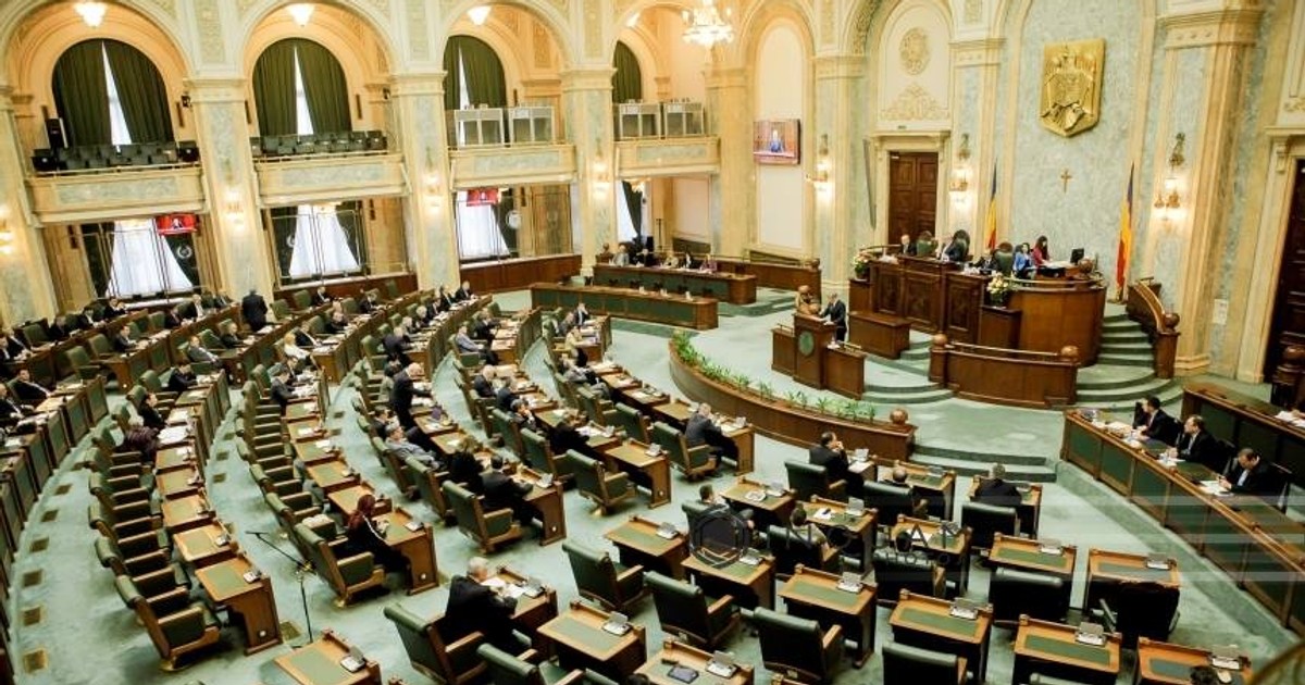 Senat, sala de plen