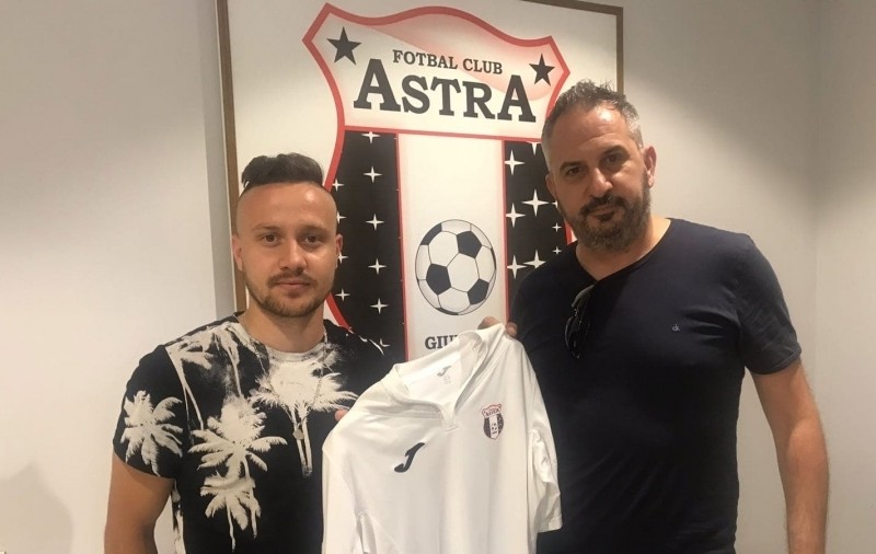 Astra Giurgiu l-a transferat pe Julien Antoine Begue. Atacantul francez a trecut și pe Guingamp
