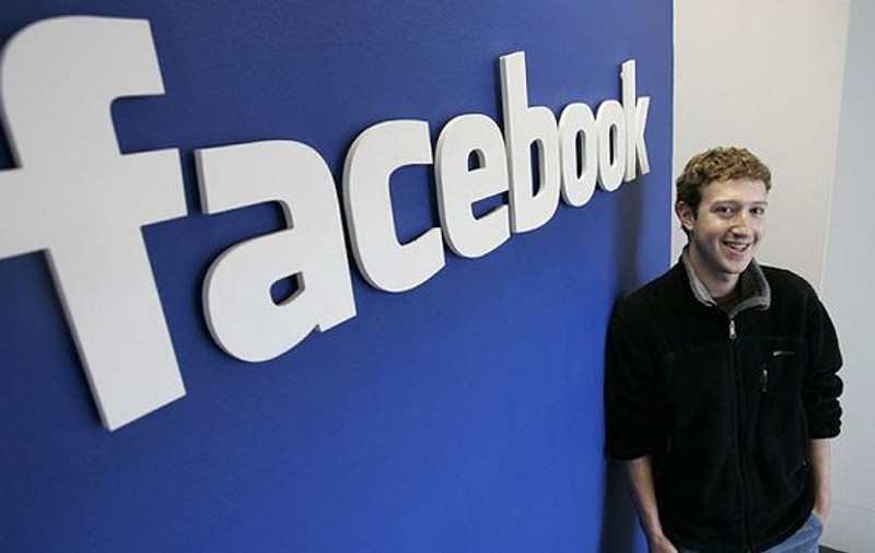 "Dictatura" Facebook. Ce nu au voie să facă femeile angajate la celebra companie