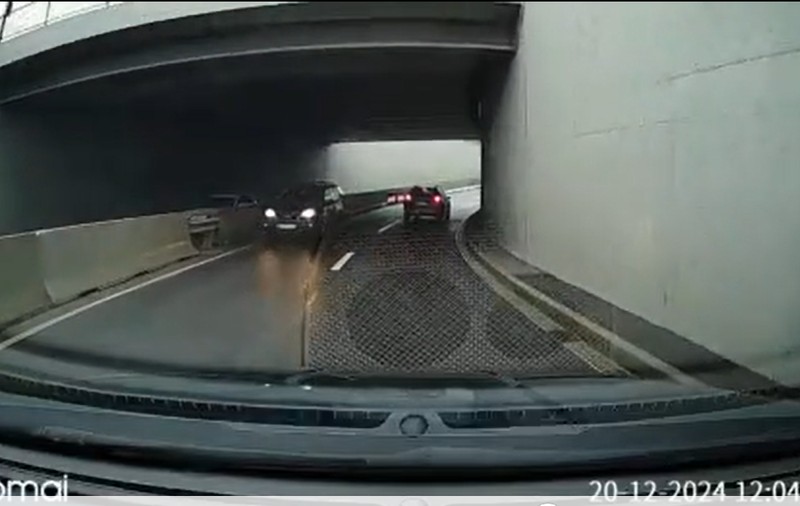 Șofer filmat pe contrasens la Oradea, într-un pasaj subteran
