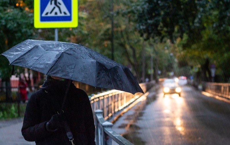 Avertizări ANM Nowcasting de ploi torențiale și grindină. Lista zonelor afectate de fenomenele meteo extreme