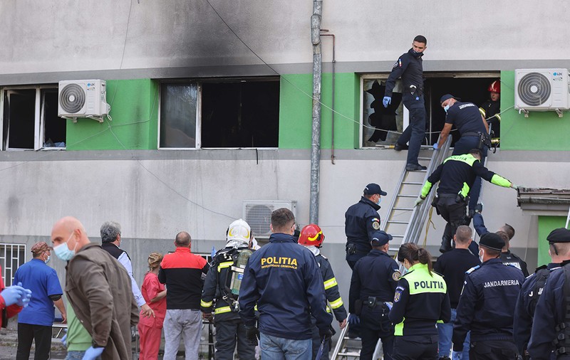 Comisia Europeană transmite condoleanțe după incendiul de la spitalul din Constanța, unde șapte pacienți au murit