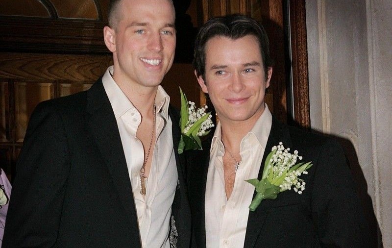 Stephen Gately i-a lăsat moştenire soţului său 11 milioane euro 