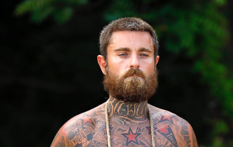 Bunica lui TJ Miles, fost concurent la Survivor România, îl ajuta cu afacerile ilegale. „A venit în Canada. Dădea și ea pachete. Erau substanțe interzise”