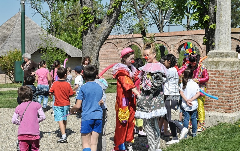 Du-ți copilul să se distreze GRATIS de 1 iunie