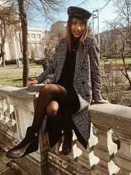 Maria Stefănescu își consiliază mama în alegerea outfit-urilor