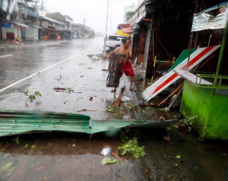 Cel mai violent taifun din 2020 a făcut 4 victime în Filipine