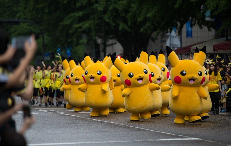 FOTO | Eveniment inedit în Japonia. Peste 100 de Pikachu au defilat pe străzile unui oraș