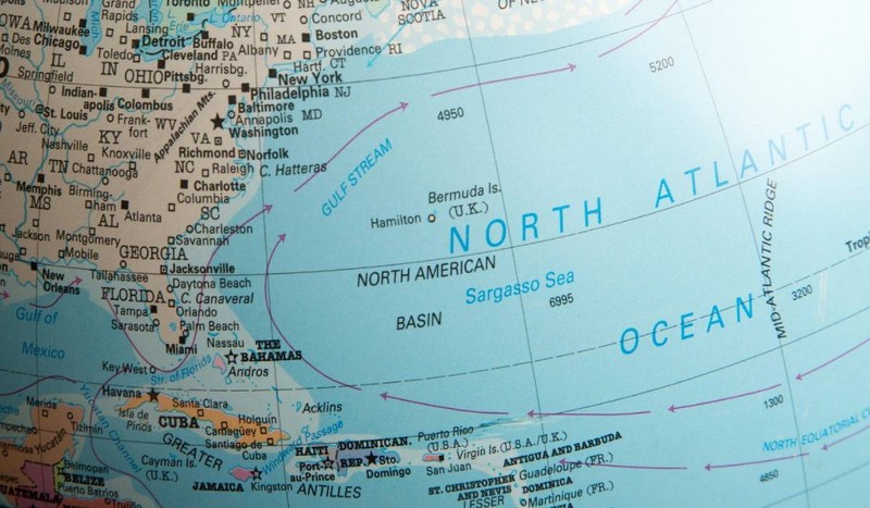 Regiunea este centrată în jurul Bermudelor și este delimitată de un sistem circular de curenți care mențin apa calmă și izolează această mare de restul Oceanului Atlantic. Foto: Profimedia Images