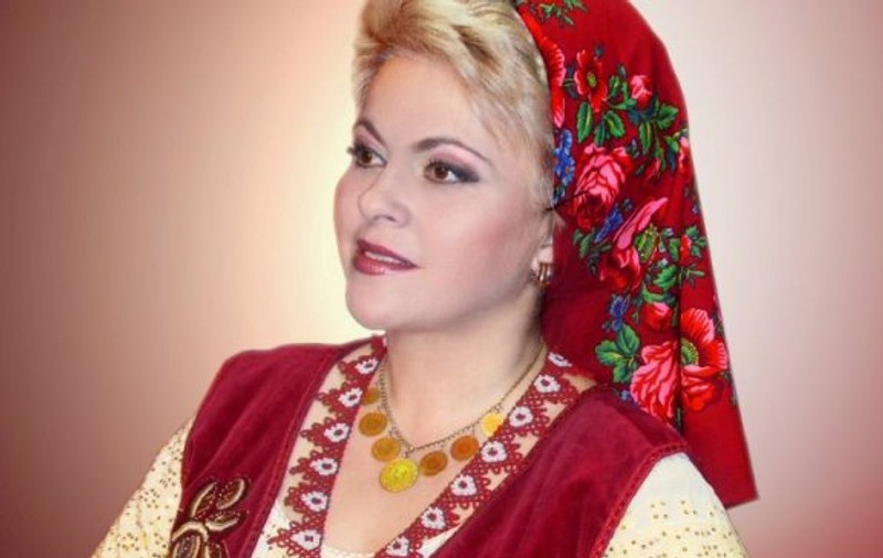 Astăzi e ziua de naştere a cântăreţei de muzică populară Valeria Arnăutu!