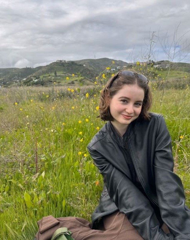 Imagini rare cu Irina Columbeanu. Fiica Monicăi Gabor s-a tuns scurt și a fost premiată în Malibu: „Îmi doresc să devin chirurg”