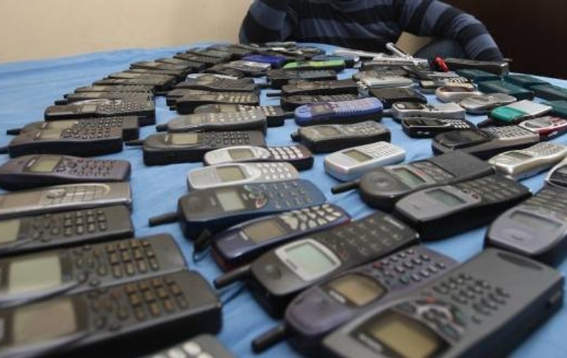 Organizaţia Mondială a Sănătăţii avertizează: telefoanele celulare ne pot îmbolnăvi de cancer