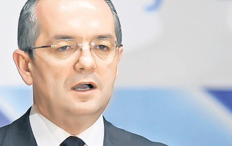 Emil Boc: ”Dreptul la liberă exprimare nu înseamnă proteste violente. Legea nu se negociază”