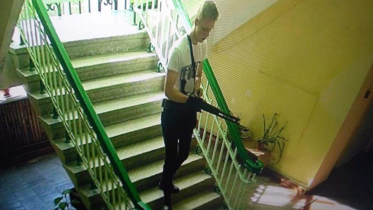 Portretul elevului de 18 ani care a ucis 19 persoane la un liceu din Crimeea