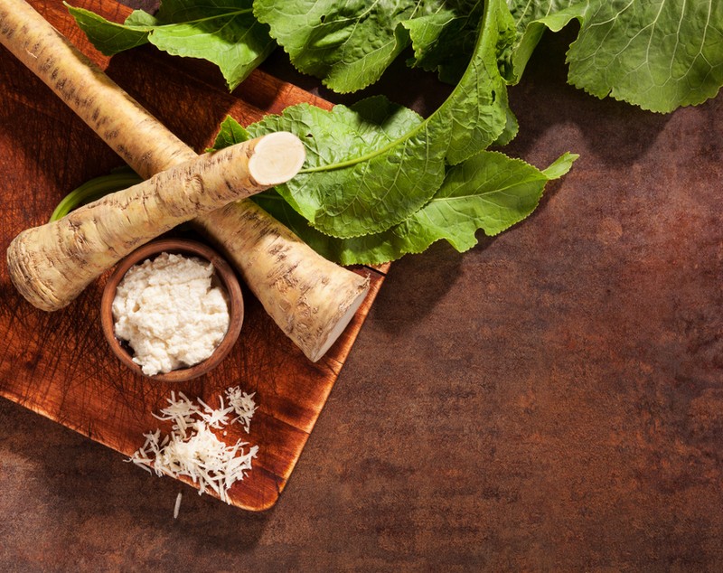Hrean - beneficii și contraindicații. Pentru ce este recomandată planta medicinală bogată în nutrienți