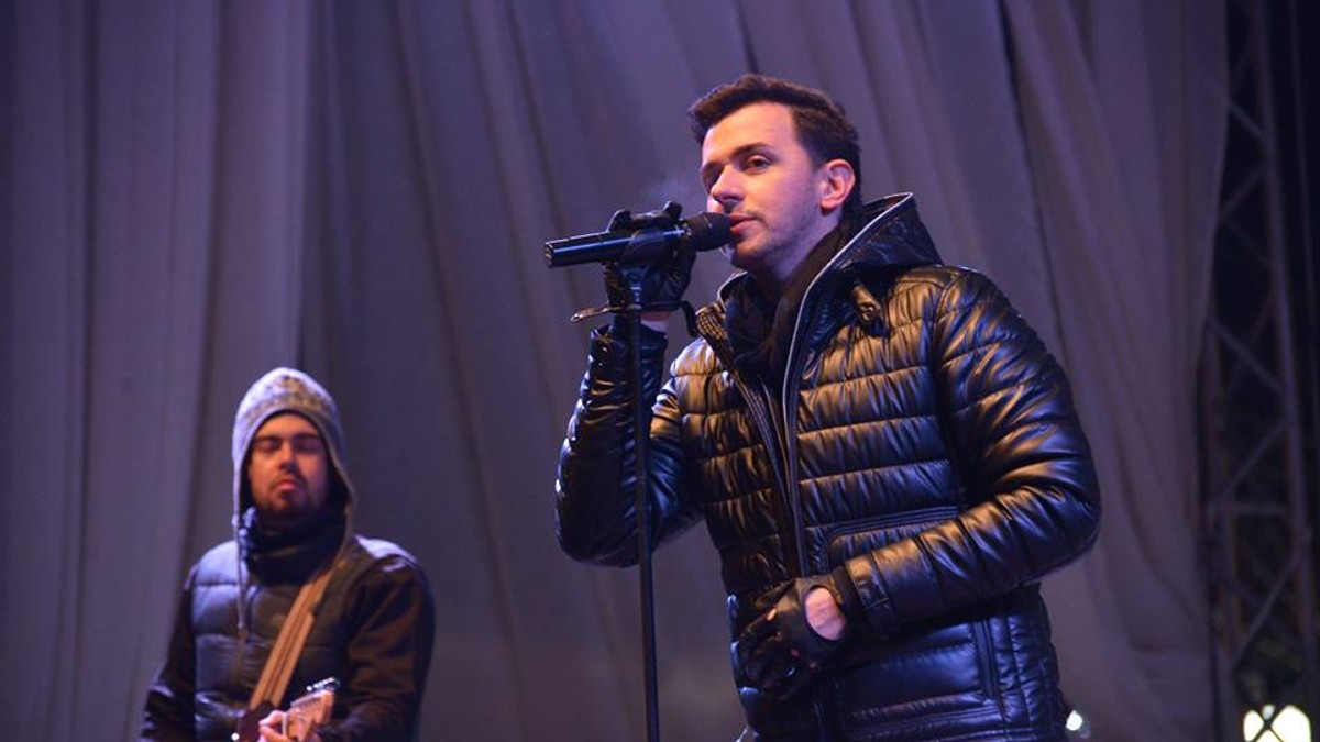 keo și misty au cântat live