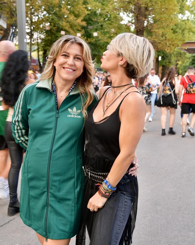 Cum au apărut Giulia și Vlad Huidu la Undold 2025. Artista a atras toate privirile cu ținuta ei. „La multi ani, festivalul nostru de suflet!”
