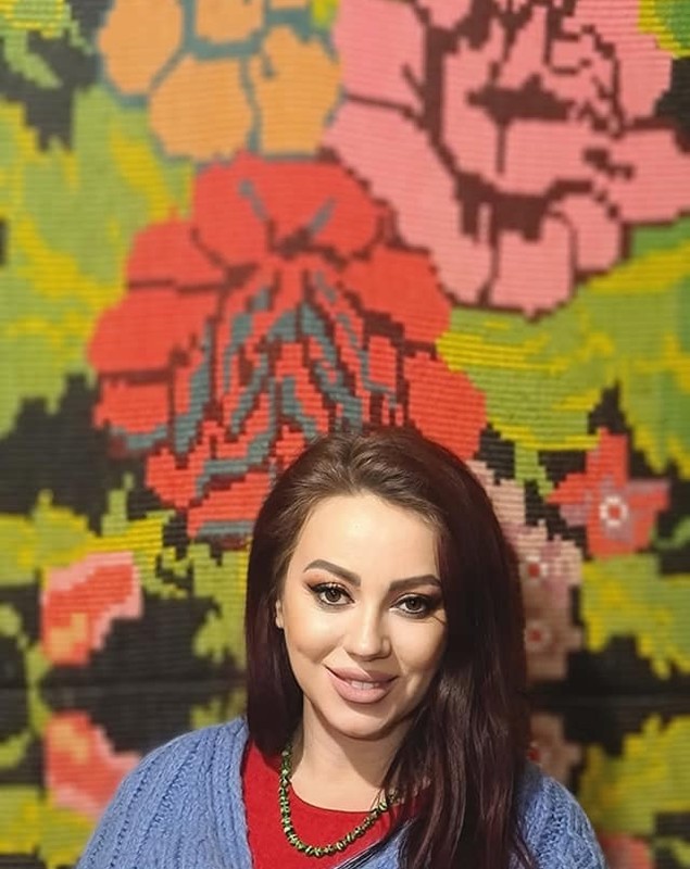 Larisa Drăgulescu activează încă pe Onlyfans, deși e însărcinată în 4 luni: „E foarte ușor să fac poze și să-mi intre banii”. Ce părere are actualul iubit