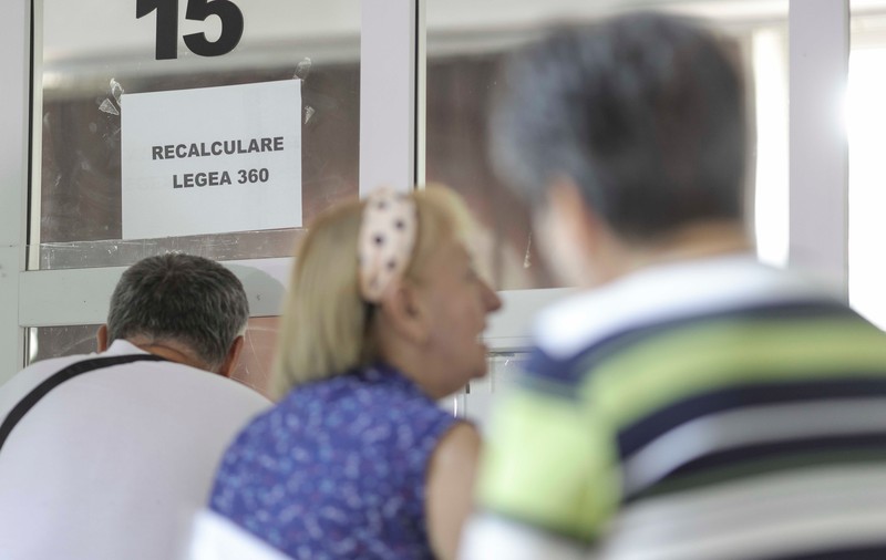 Deciziile de recalculare a pensiilor din judeţul Alba, oprite de la distribuire. „Poştăriţa ne-a spus că trebuie toate revizuite”. Ministerul Muncii cere clarificări