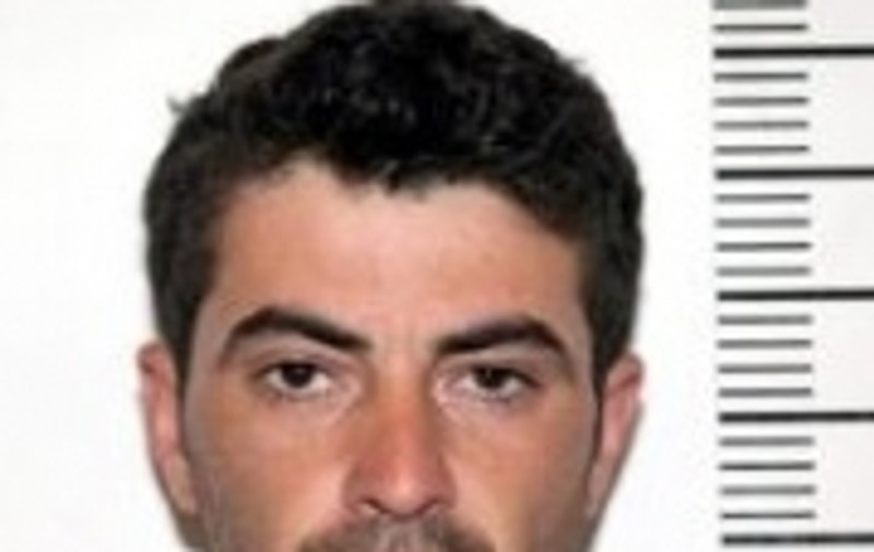 Un individ din Tecuci este căutat în toată Europa după ce a violat-o şi a ucis-o pe fiica iubitei lui în Portugalia