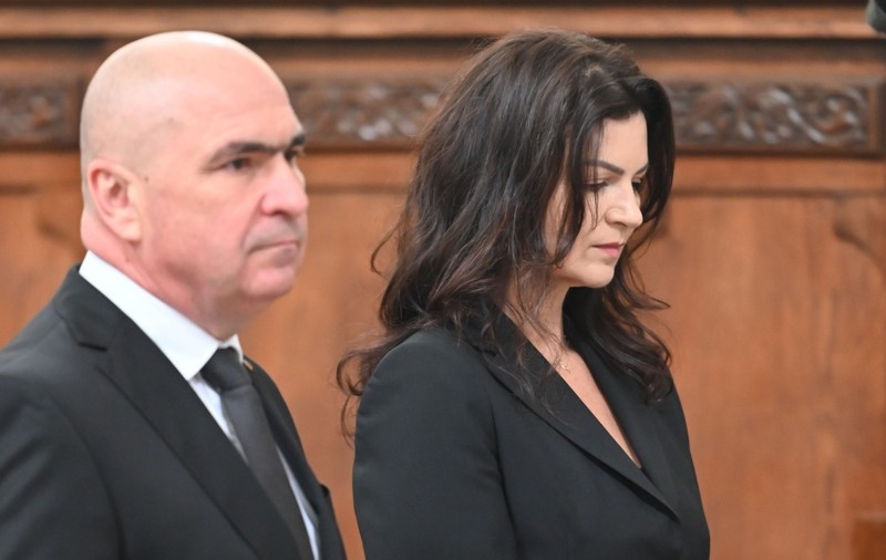 Ce salariu are partenera lui Ilie Bolojan. Ioanei Fâșie i s-au mărit veniturile cu aproape 40%