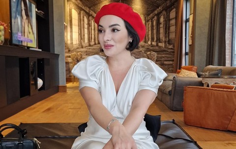 Ana Morodan a părăsit România, după ce a anunțat că se retrage pentru o perioadă din viața publică. Vedeta are probleme de sănătate