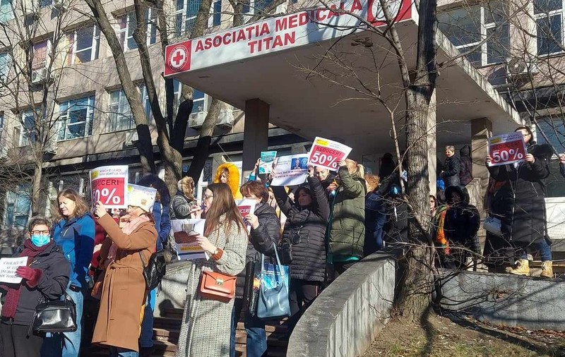Proteste ale medicilor de familie în București, dar și în alte orașe din țară. Cabinetele ar putea fi închise, spun medicii