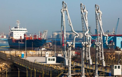 Pentru prima dată în istorie, România a adus 58.000 de tone de motorină din Albania și Tunisia. Poză cu caracter ilustrativ. Sursă foto: Getty Images