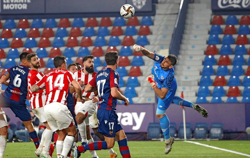 Athletic Bilbao va juca la Sevilla două finale de Cupa Spaniei în două săptămâni. Cum a fost posibil acest lucru