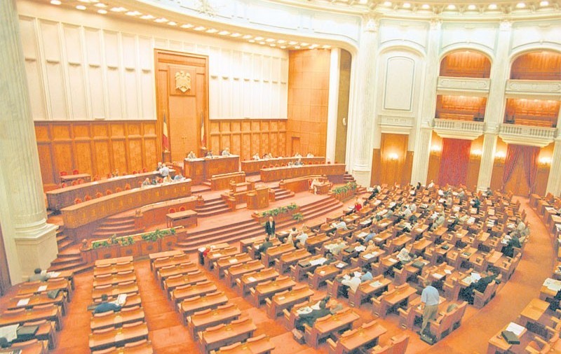 6.000 de oameni au vizitat astăzi Palatul Parlamentului