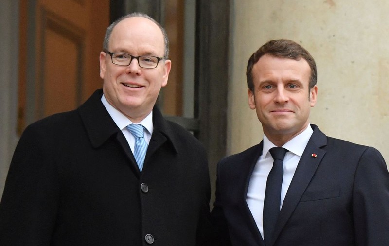 Lista cadourilor incredibile oferite de Emmanuel Macron lui Albert al II-lea, Prinț de Monaco: printre ele, un munte de 1.958 de metri