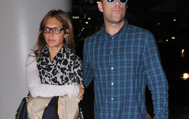 Robbie Williams s-a căsătorit cu Ayda Field