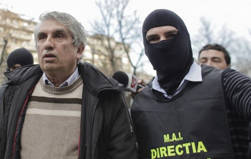 Medicul Gheorghe Burnei a fost condamnat la trei ani de închisoare cu suspendare pentru că a luat mită de la părinții copiilor operați