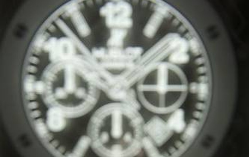 Aviz amatorilor! Un ”întreprinzător” făcea bani cu găleata din vânzarea falsurilor