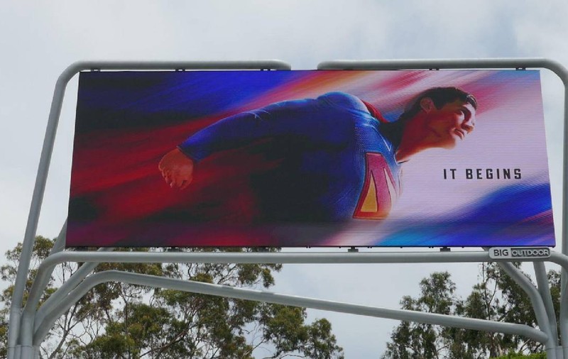 „Awww, cineva are nevoie de o îmbrățișare”: răspunsul echipei Superman pentru cei care acuză filmul că e superwoke