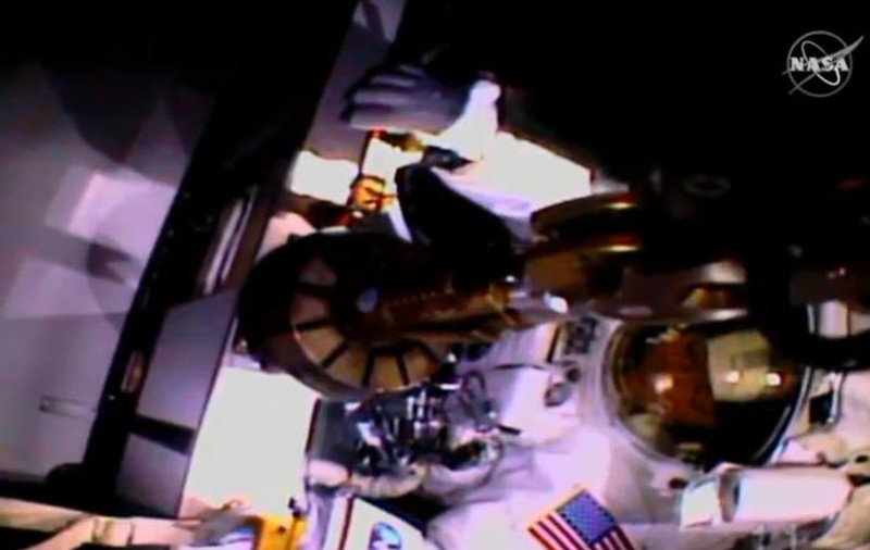 VIDEO | A doua ieşire în spaţiu a unui echipaj format din două femei astronaut de la NASA
