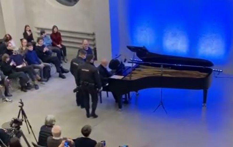 Operă ucraineană, cântată de un cunoscut pianist rus la Moscova. Poliția a întrerupt recitalul din cauza unei „amenințări cu bombă”